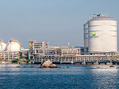 Transpetro inicia testes de operação com GLP refrigerado na Baía de Guanabara
