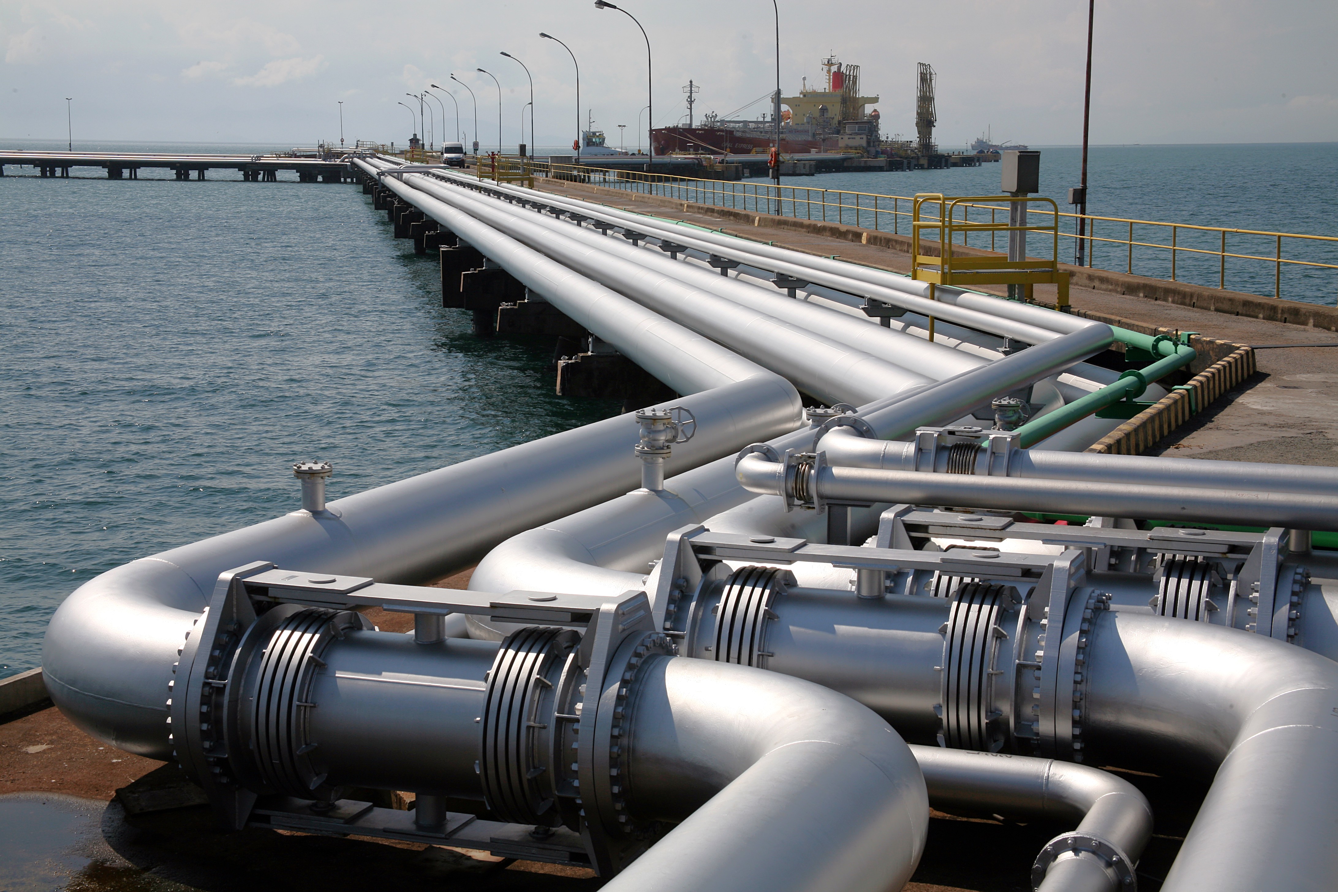 Transpetro aplica tecnologia com IA para ampliar eficiência energética na operação de dutos