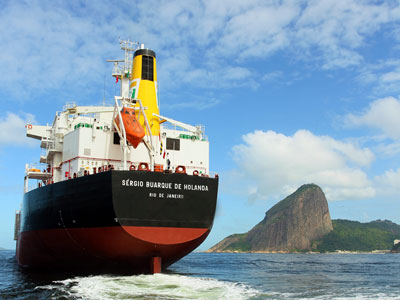 Transpetro comemora dois anos de operação do navio Sérgio Buarque de Holanda